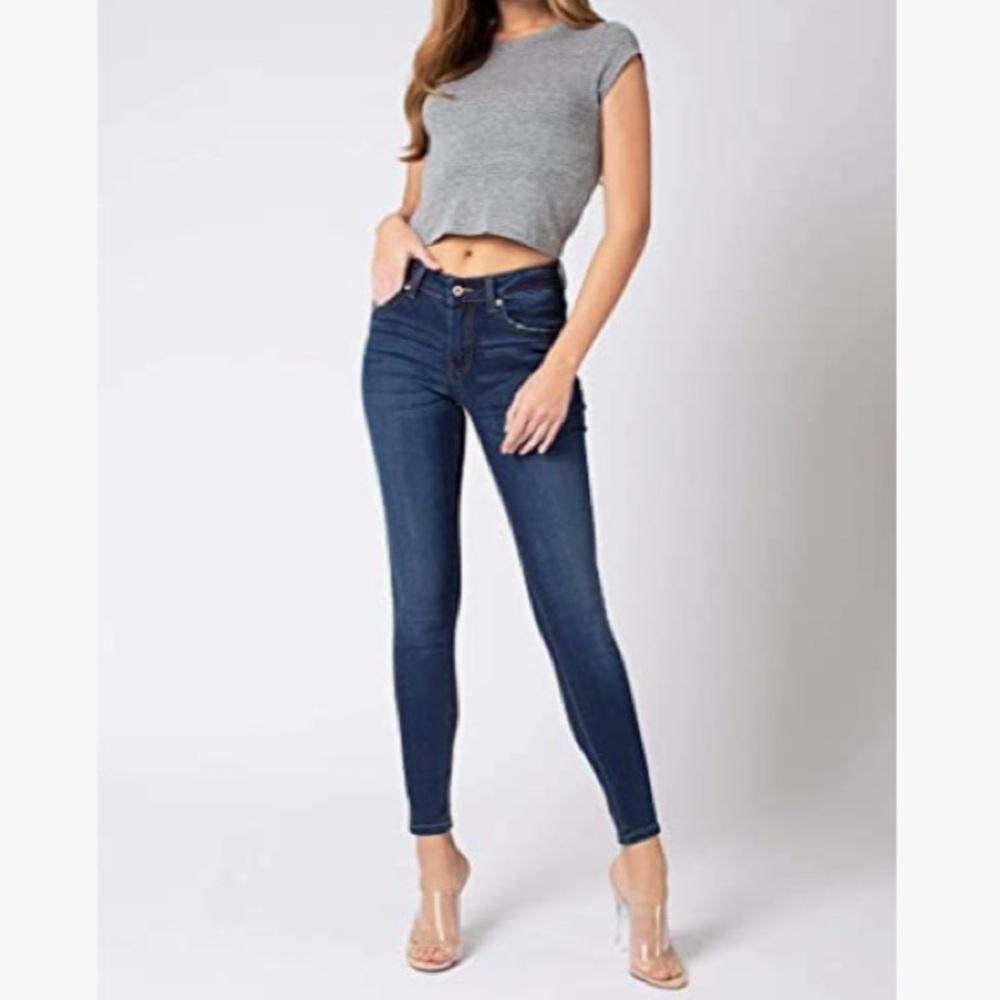 Kancan Dark Wash MidRise Super Skinny Jeans KC7085
